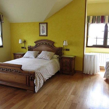Vivienda Sampedri Villa Santillana del Mar Rum bild