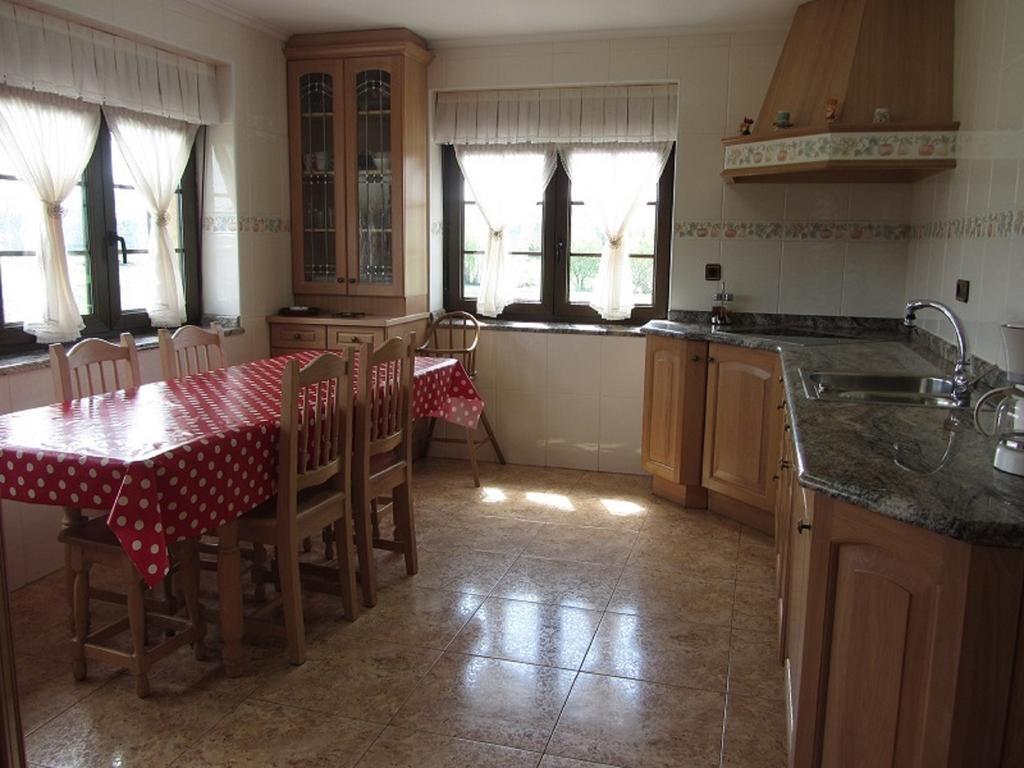 Vivienda Sampedri Villa Santillana del Mar Rum bild