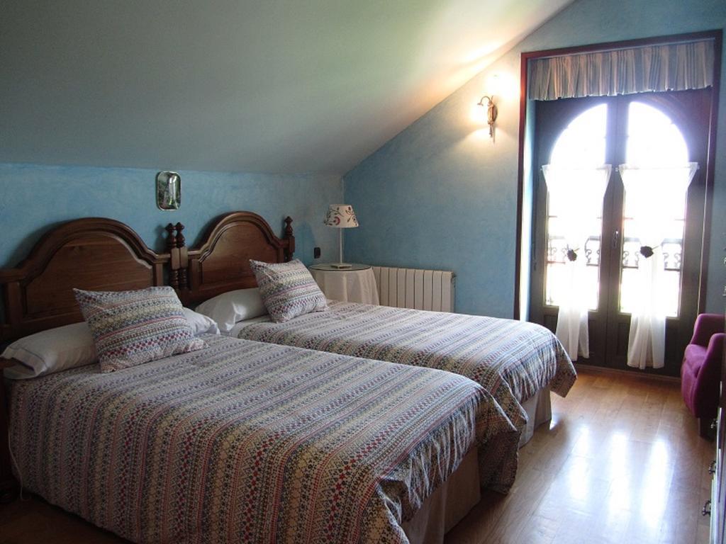 Vivienda Sampedri Villa Santillana del Mar Rum bild